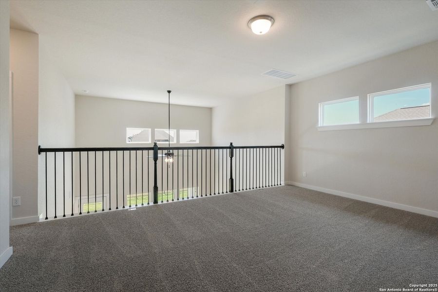 Image 31 of a home in Foxbrook.