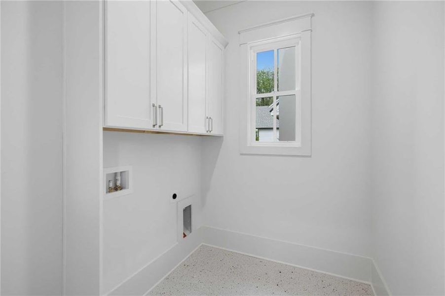 Spacious, unfurnished interior of a new home in , Cumming (Image 18).