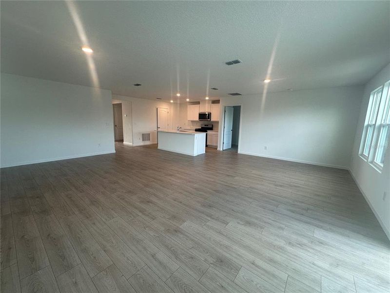 Spacious, unfurnished interior of a new home in Entrada, St. Augustine (Image 41).