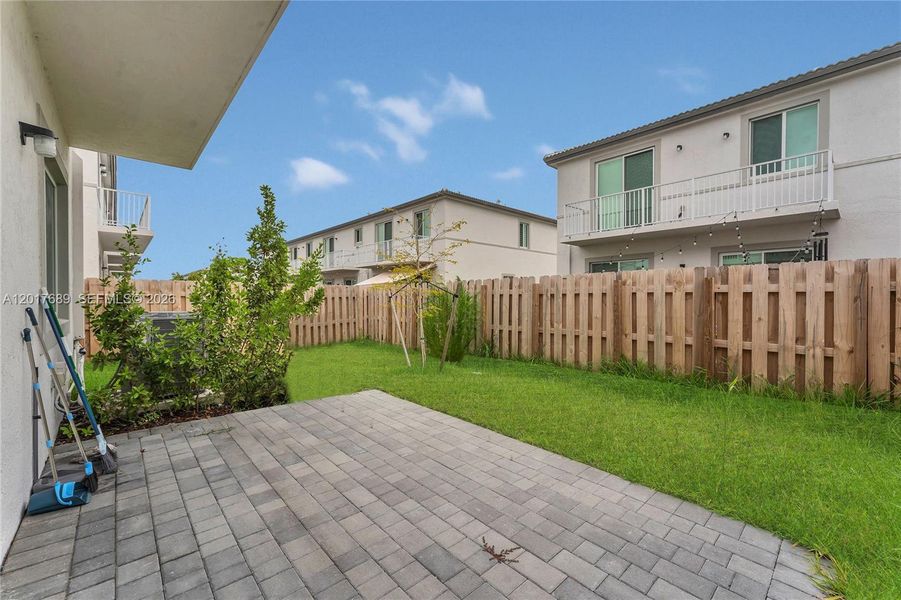 Exterior details and patio area of a home in , Homestead (Image 4).
