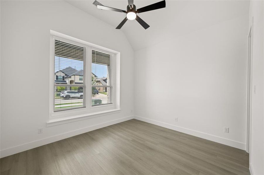 Spacious, unfurnished interior of a new home in Birdsong, Mansfield (Image 31). Spacious, unfurnished interior of a new home in Birdsong, Mansfield (Image 31).