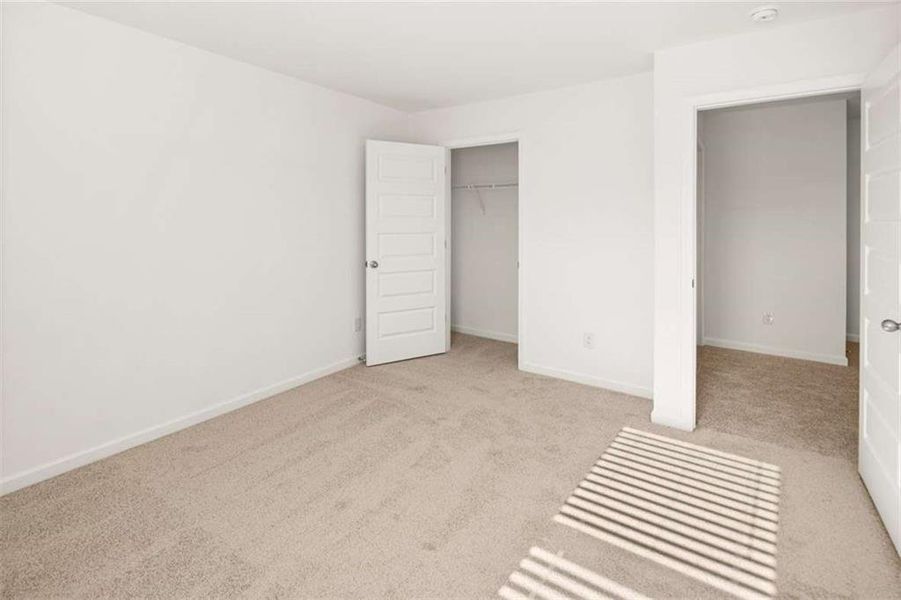 Spacious, unfurnished interior of a new home in Brooks Village, Dacula (Image 19).