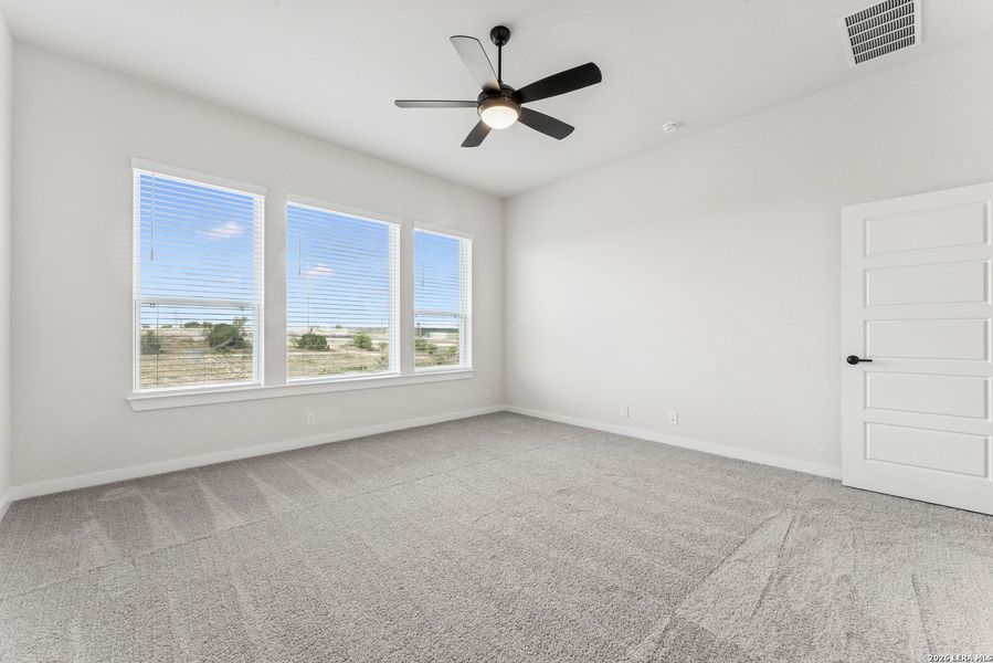 Spacious, unfurnished interior of a new home in Mayfair - Select Garden Series, New Braunfels (Image 6). Spacious, unfurnished interior of a new home in Mayfair - Select Garden Series, New Braunfels (Image 6).