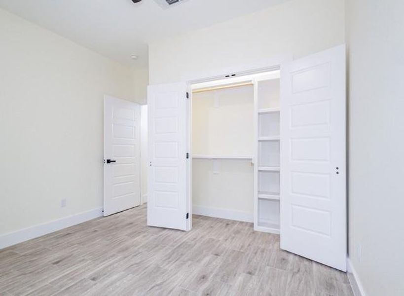 Spacious, unfurnished interior of a new home in , Brownwood (Image 30). Spacious, unfurnished interior of a new home in , Brownwood (Image 30).