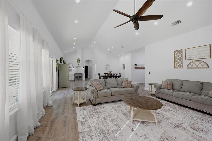 Furnished interior view inside a new home in , Gainesville (Image 13).