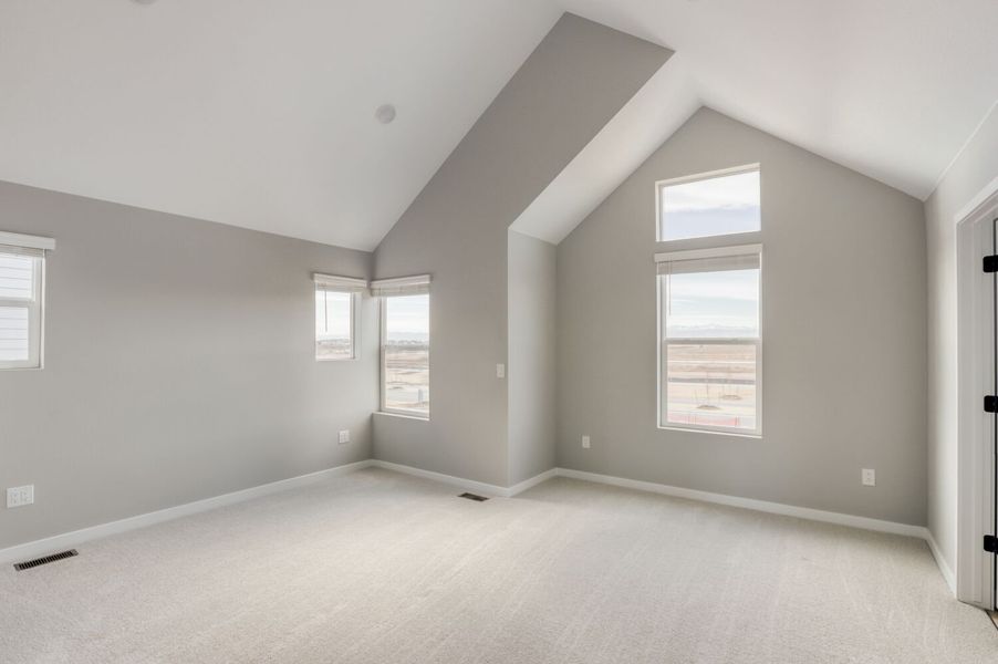 Spacious, unfurnished interior of a new home in Barefoot, Firestone (Image 5).