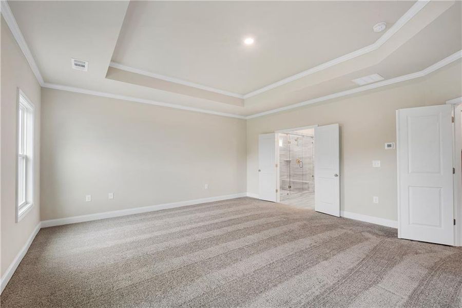 Spacious, unfurnished interior of a new home in Hidden Fields, Hoschton (Image 32).