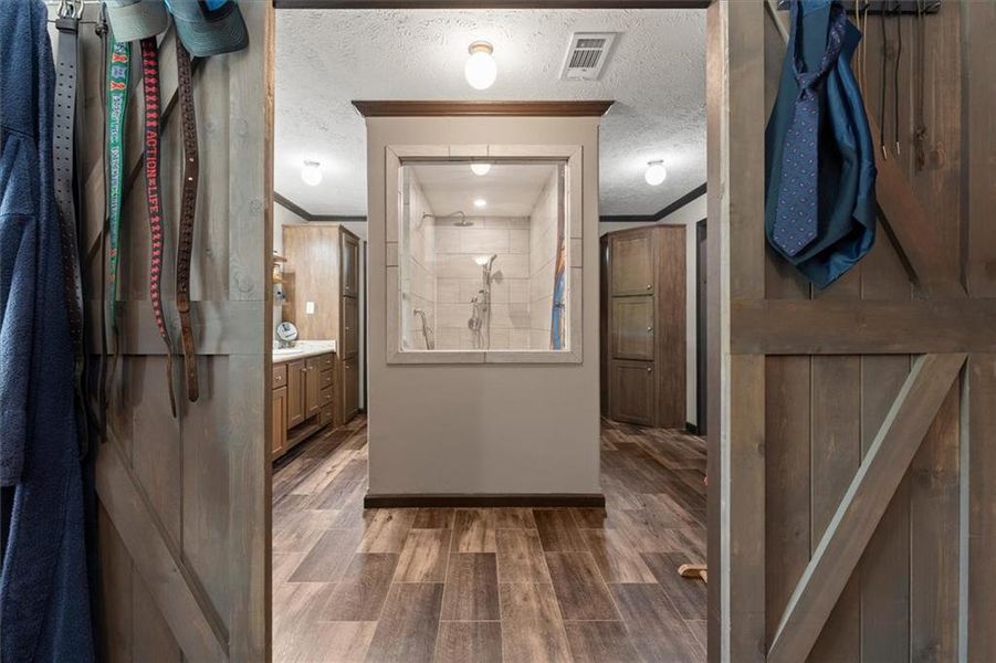 Furnished interior view inside a new home in , Washington (Image 11).