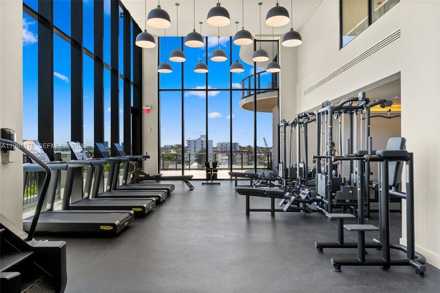 Community amenities in 72 Park, Miami Beach (Image 43).