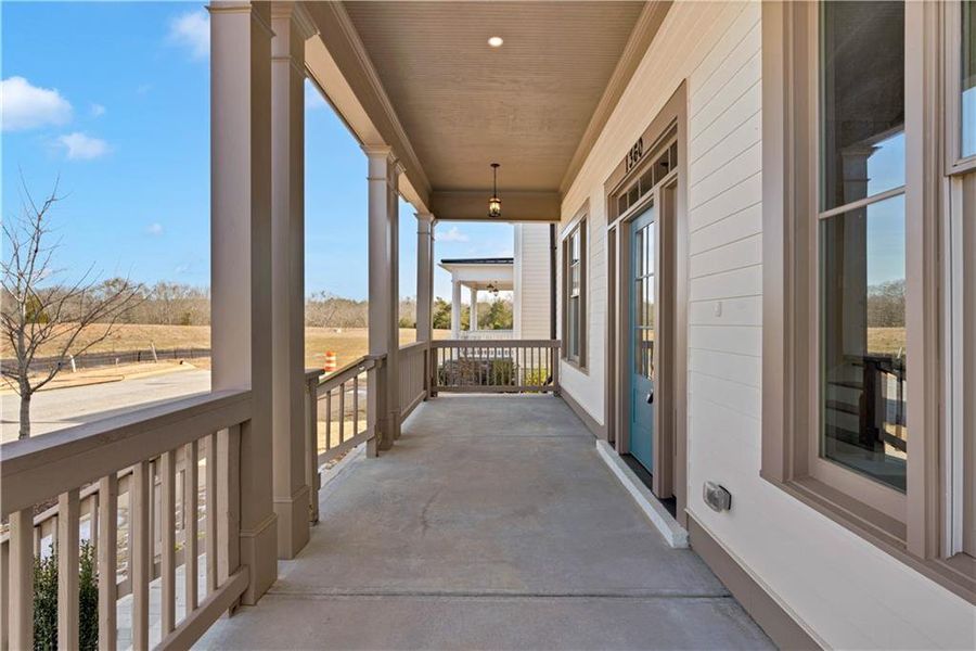 Exterior details and patio area of a home in Eastmore, Conyers (Image 31).