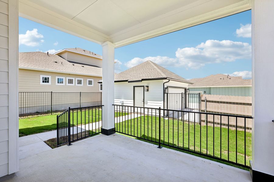 Representative exterior details of a home built from the Denali by Pacesetter Homes in Easton Park, Austin (Image 4).
