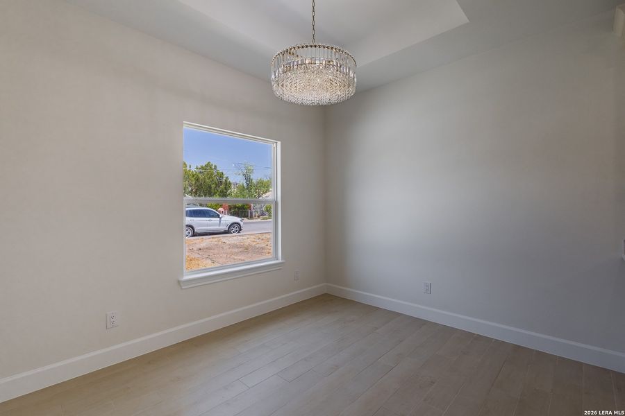 Spacious, unfurnished interior of a new home in , Eagle Pass (Image 30).
