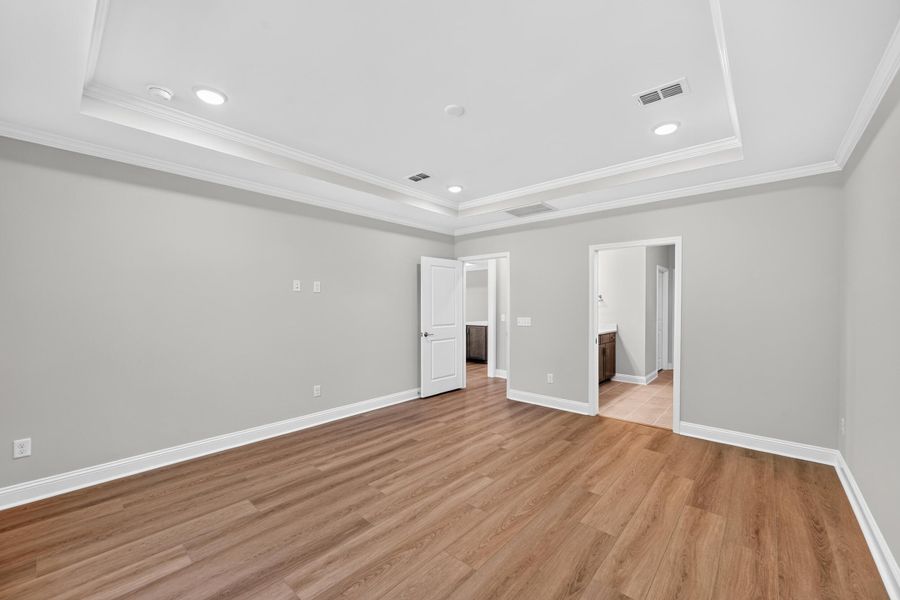 Spacious, unfurnished interior of a new home in Del Webb Charleston at Nexton, Summerville (Image 15).