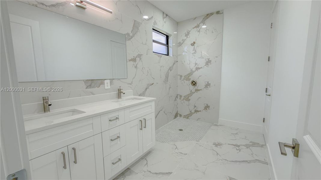Furnished interior view inside a new home in , Fort Myers (Image 4).