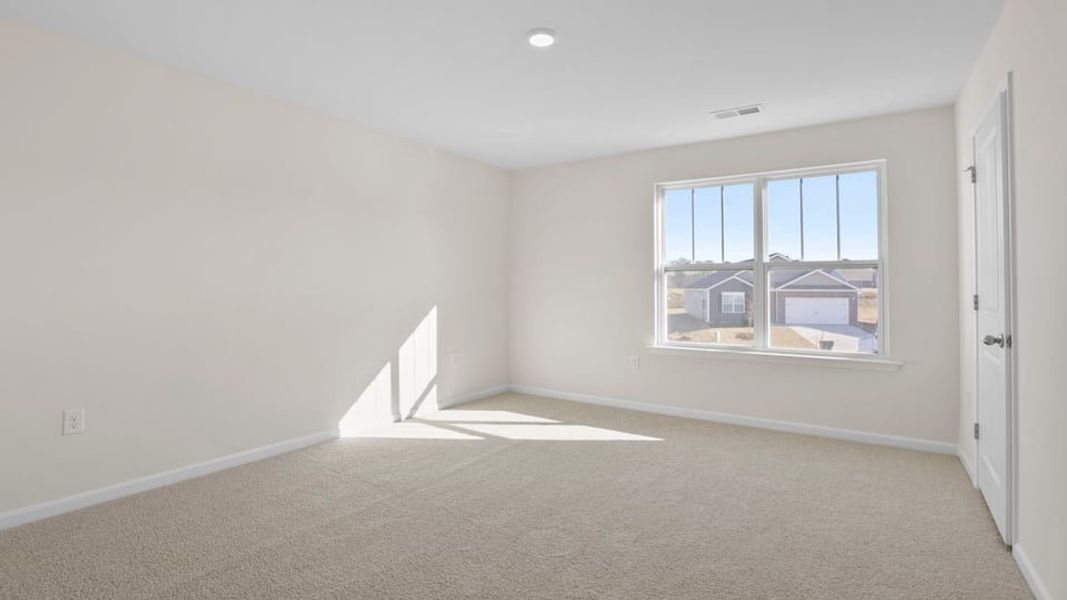 Spacious, unfurnished interior of a new home in Woodhaven, Spartanburg (Image 26). Spacious, unfurnished interior of a new home in Woodhaven, Spartanburg (Image 26).