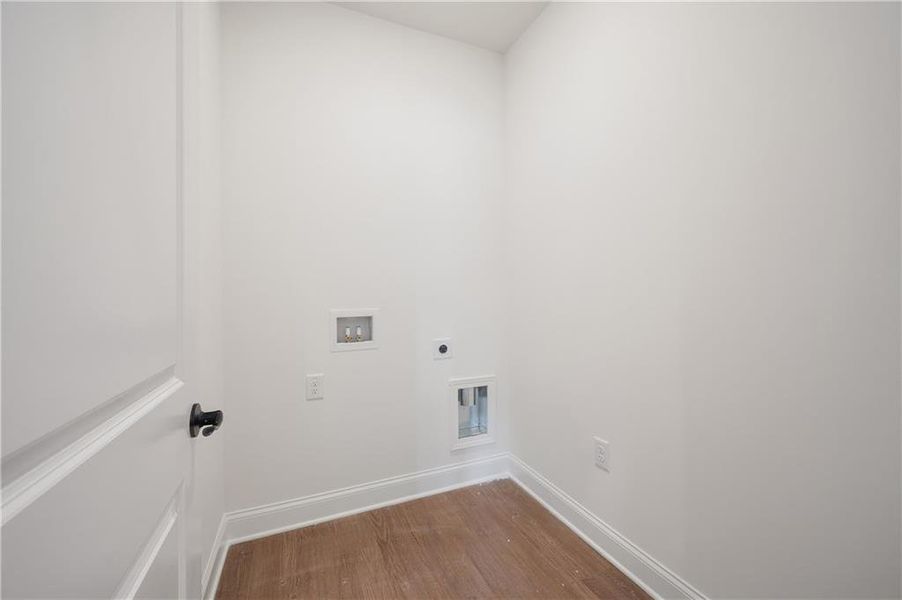 Spacious, unfurnished interior of a new home in Harmony Walk, Cartersville (Image 32).