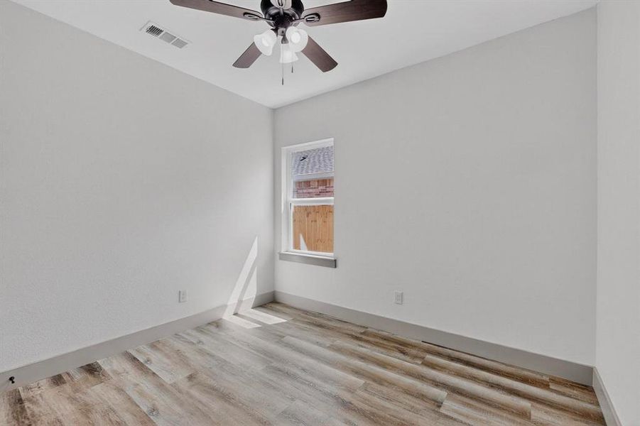 Spacious, unfurnished interior of a new home in , Ennis (Image 14).