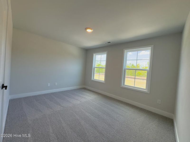 Spacious, unfurnished interior of a new home in Autumn Trail, Bolivia (Image 19).