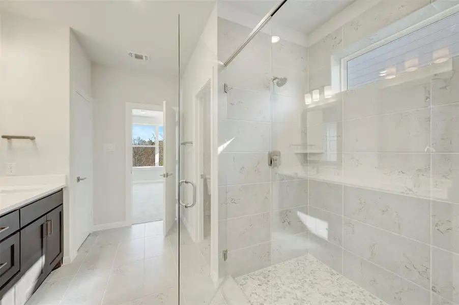 Furnished interior view inside a new home in Painted Tree Woodland West – Cottages, McKinney (Image 5).