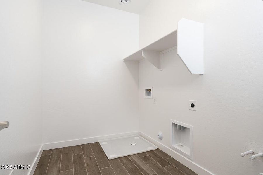 Tri Pointe Terraza 138 - Laundry-1MLS Tri Pointe Terraza 138 - Laundry-1MLS