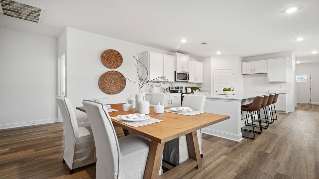 Representative furnished interior of a home built from the Hemingway-Exp by D.R. Horton in The Lakes at North Glynn, Brunswick (Image 11).