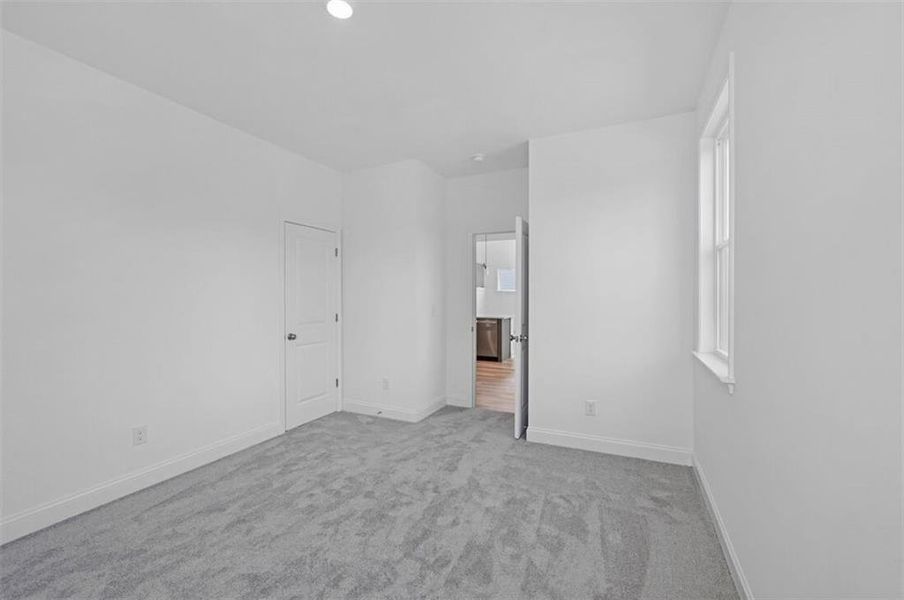 Spacious, unfurnished interior of a new home in Stratford Hills, Ball Ground (Image 28).