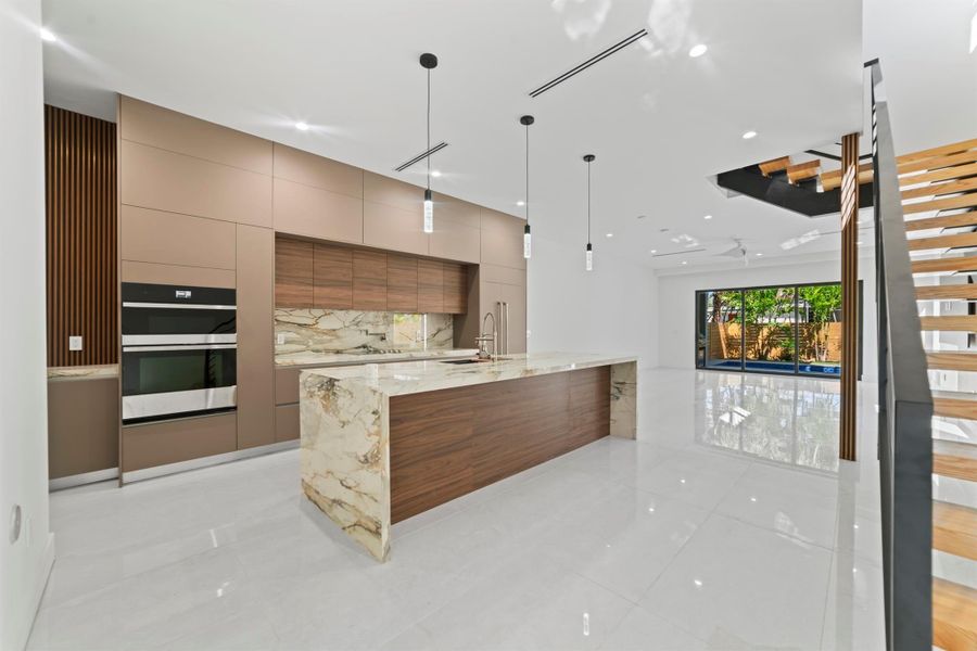 Photo​​‌​​​​‌​​‌‌​​​‌​‌​​​​‌‌​‌​​​​‌​​‌​​​​‌​ 4