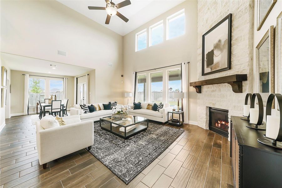 Furnished interior view inside a new home in Valencia: Hilltop Collection, Manvel (Image 37).