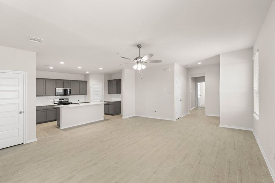 Front exterior of a new home in Northspur, Terrell, TX, highlighting curb appeal (Image 17). Front exterior of a new home in Northspur, Terrell, TX, highlighting curb appeal (Image 17).