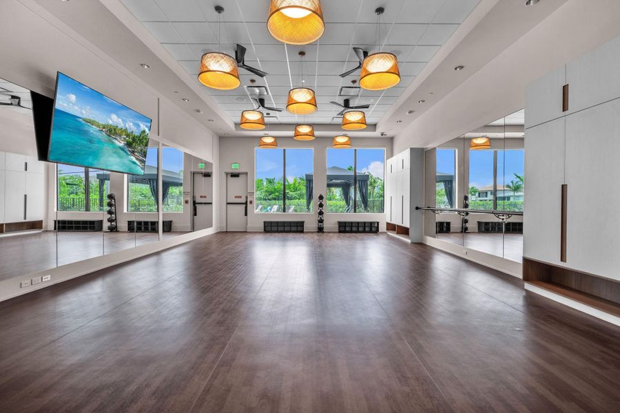 Spacious, unfurnished interior of a new home in , Boca Raton (Image 21).