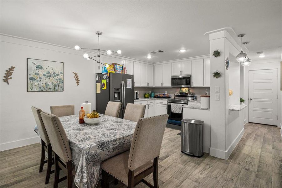 Furnished interior view inside a new home in , Granbury (Image 8).