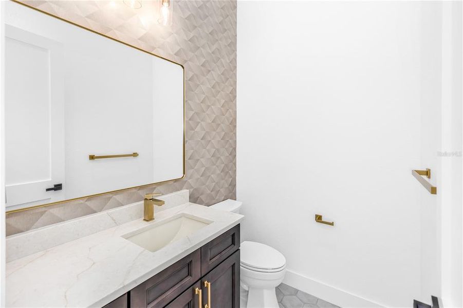 Furnished interior view inside a new home in , Orlando (Image 34).