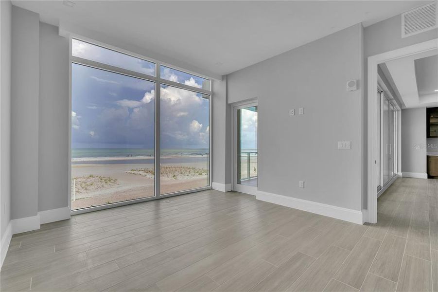 Spacious, unfurnished interior of a new home in , Sarasota (Image 18). Spacious, unfurnished interior of a new home in , Sarasota (Image 18).