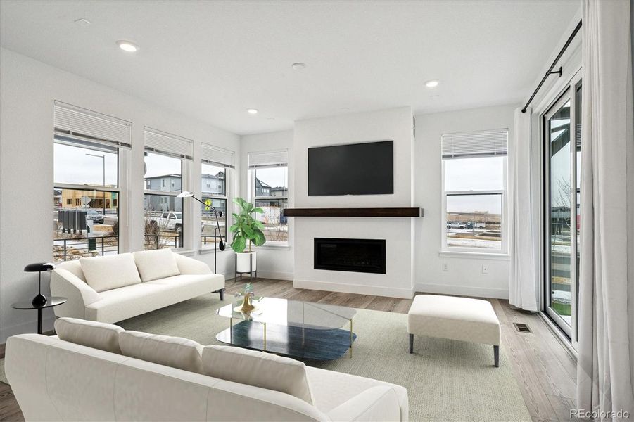 Virtually staged living room w/cozy gas fireplace Virtually staged living room w/cozy gas fireplace