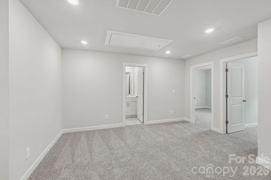 Photo is not of the actual home, but is an inspirational photo of builder’s model home and may depict options, furnishings, and/or decorator features that are not included