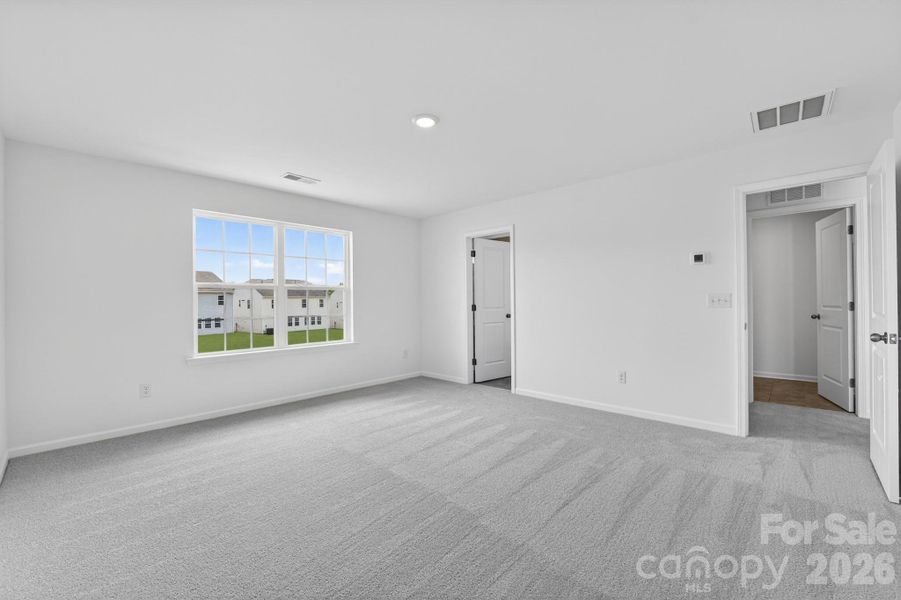 Spacious, unfurnished interior of a new home in Shannon Woods, Maiden (Image 19).