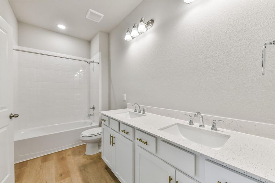 Furnished interior view inside a new home in , Houston (Image 9).