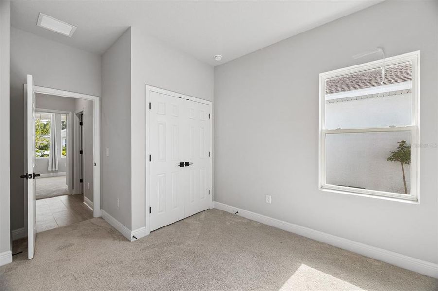 Spacious, unfurnished interior of a new home in North River Ranch – Garden Series, Parrish (Image 25).