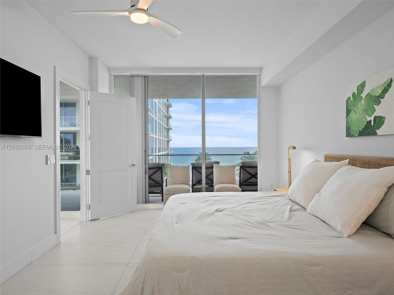 Furnished interior view inside a new home in , Fort Lauderdale (Image 36).