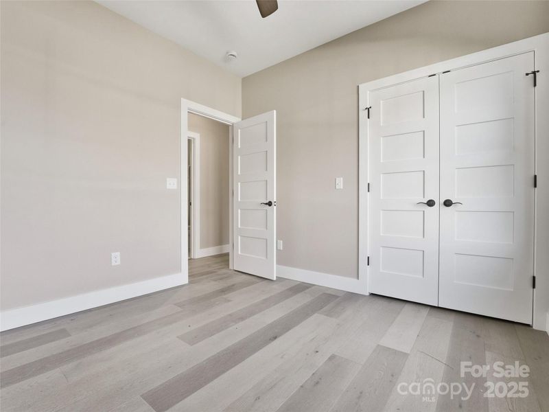 Spacious, unfurnished interior of a new home in , Hendersonville (Image 15).