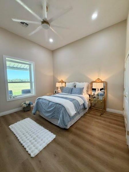 Furnished interior view inside a new home in , El Campo (Image 16).