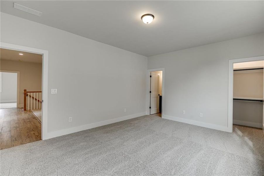 Spacious, unfurnished interior of a new home in , Buford (Image 44).
