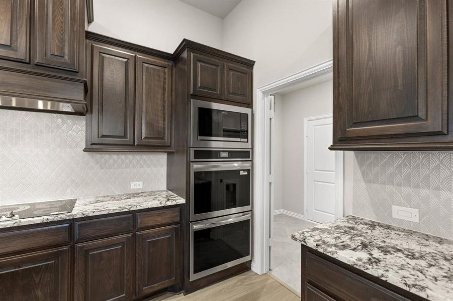 Furnished interior view inside a new home in Birdsong, Mansfield (Image 12).