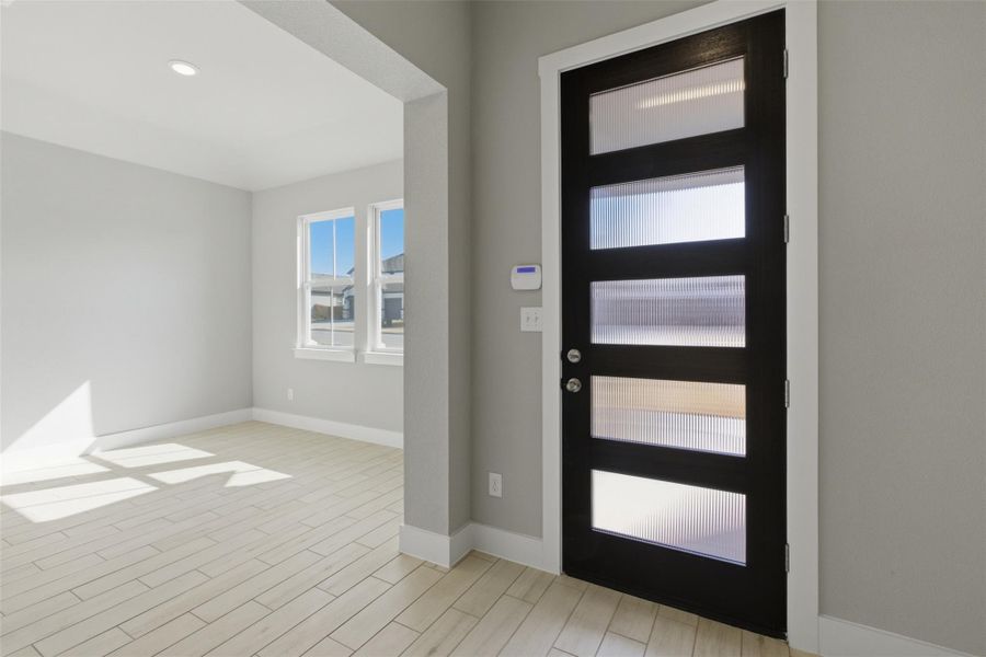 Spacious, unfurnished interior of a new home in Enclave at Cele, Pflugerville (Image 18).