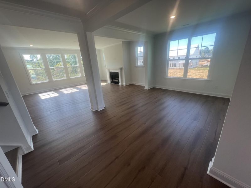 SUN_Stoneriver_Pic_EastmanIII_Great_1of1