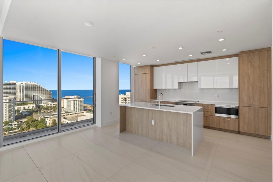Furnished interior view inside a new home in , Fort Lauderdale (Image 9).