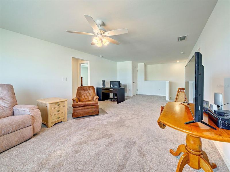 Furnished interior view inside a new home in , North Fort Myers (Image 33).