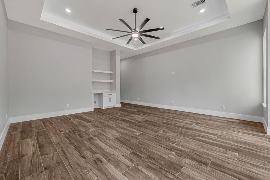 Spacious, unfurnished interior of a new home in , Montgomery (Image 35).