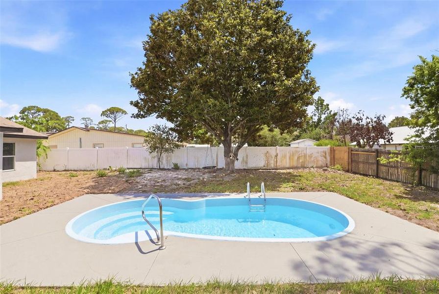 Community amenities in , Cocoa (Image 33).