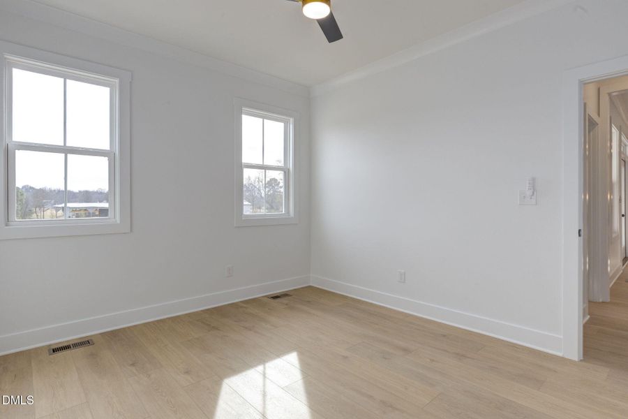 42-web-or-mls-Roombiance42